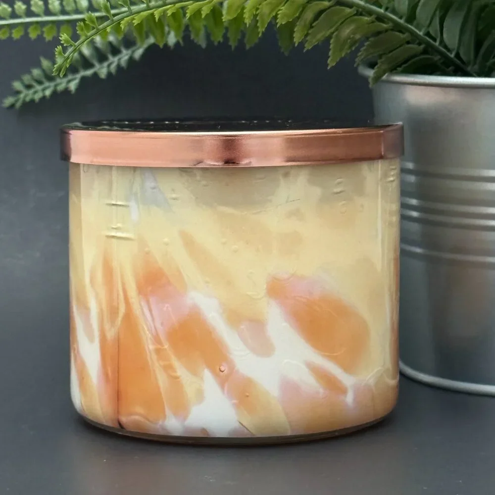 BBW Prosecco & Peaches White Barn Bath & Body Works 3 Wick Candle - Picture 2 of 10